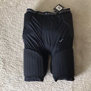 Men’s Nike Pro Combat Padded Compression Basketball Shorts Black XXL